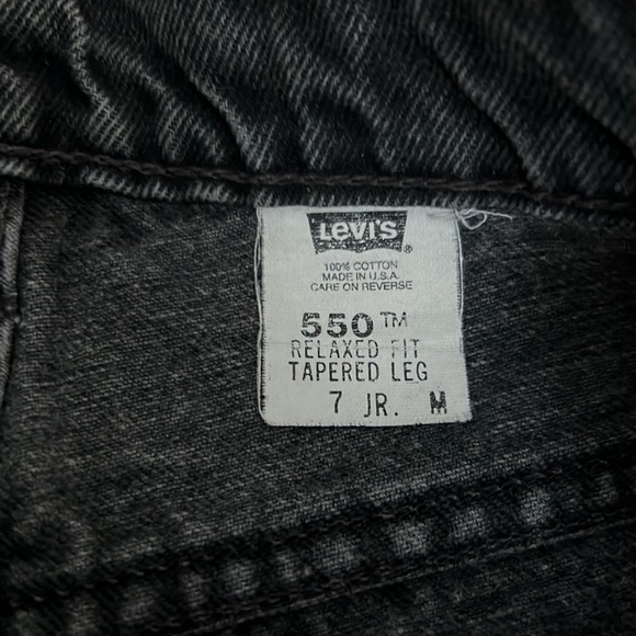 Levi’s distressed ripped black wash denim jeans - Picture 3 of 3